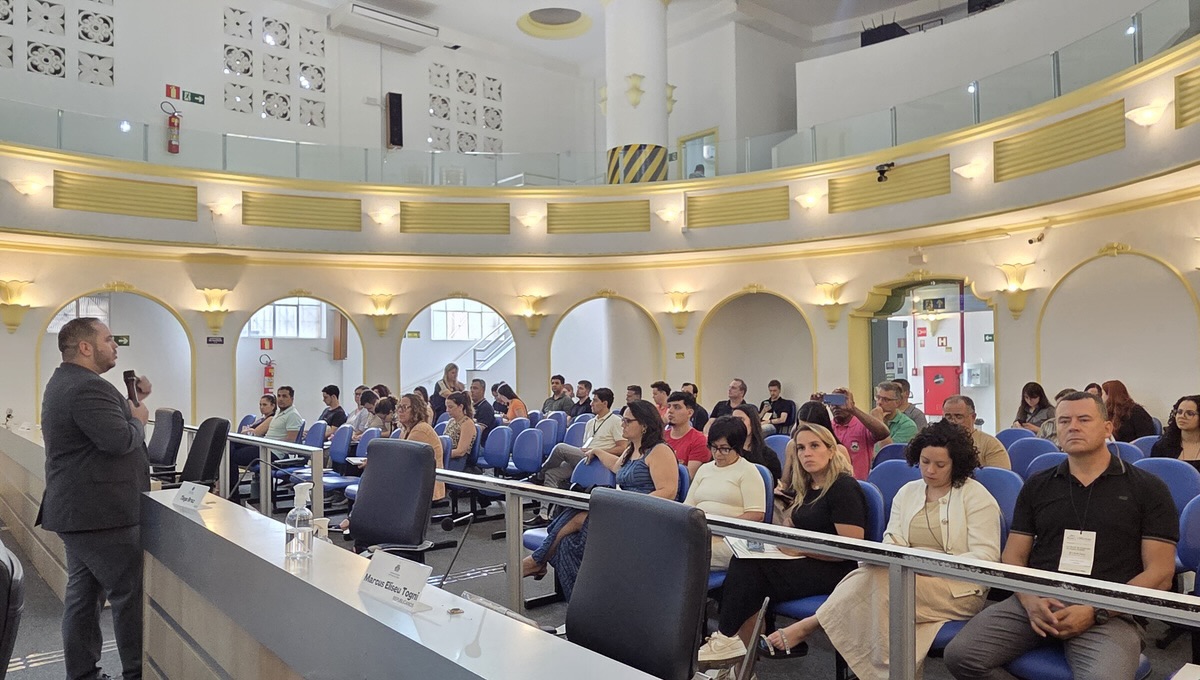 Foram abordados conceitos, diretrizes e práticas relacionadas à LGPD, incluindo o tratamento de dados pessoais no Legislativo