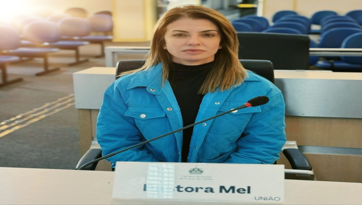Pastora Mel Maximiano